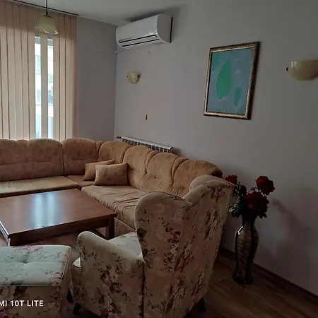 Двустаен Апартамент За Гости На Гр.Бургас Apartment